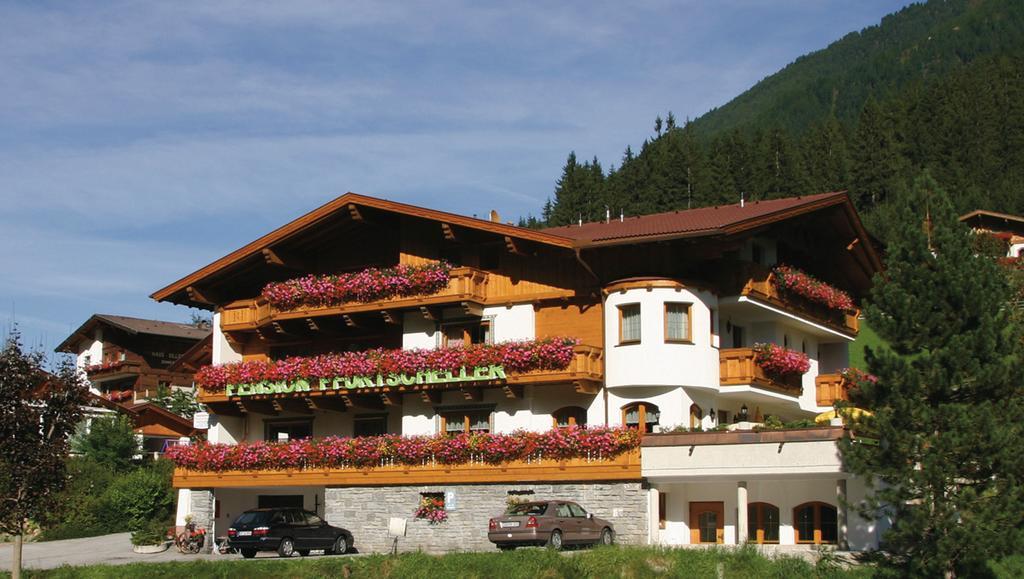 Alpenpension Pfurtscheller Neustift im Stubaital Exterior photo